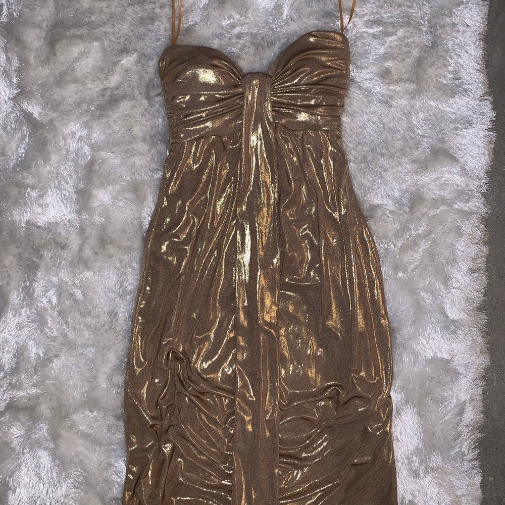 Gold Sweetheart neckline dress‼️